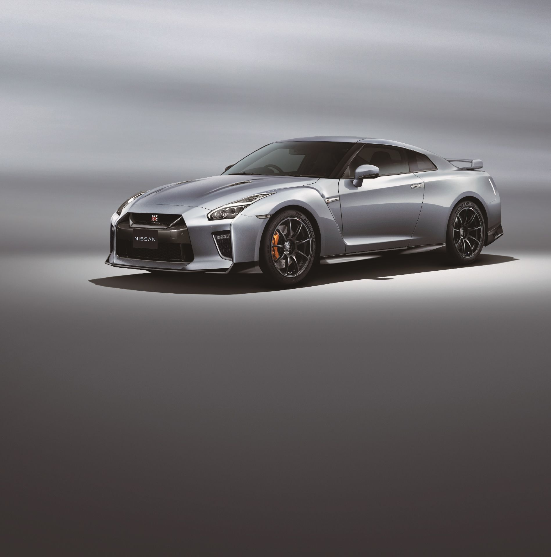 Download 2022 Nissan GT-R T-Spec Edition - Front Three-Quarter HD Phone Wallpaper 1897x1920 #13