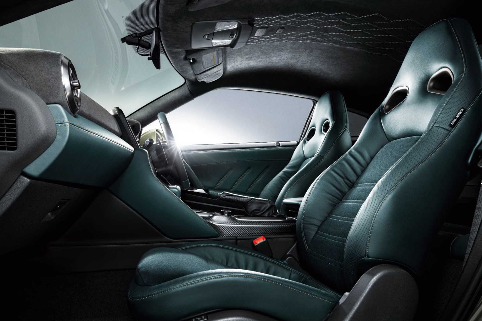 Download 2022 Nissan GT-R T-Spec Edition - Interior HD Wallpaper 1920x1280 #32