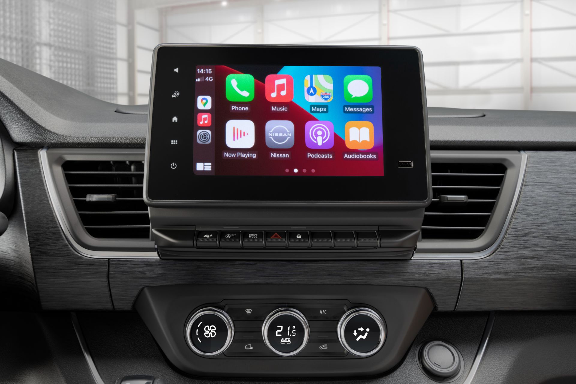 Download 2022 Nissan Primastar - Central Console HD Wallpaper 1920x1280 #7