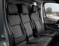 2022 Nissan Primastar - Interior, Front Seats Wallpaper 190x150