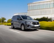 2022 Nissan Townstar Van - Front Three-Quarter Wallpaper 190x150