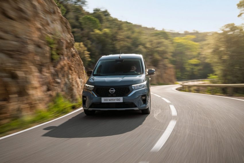 2022 Nissan Townstar Van - Front Wallpaper 850x567 #24