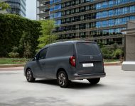 2022 Nissan Townstar Van - Rear Three-Quarter Wallpaper 190x150