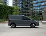 2022 Nissan Townstar Van - Side Wallpaper 190x150