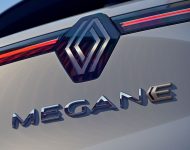2022 Renault Megane E-Tech - Badge Wallpaper 190x150
