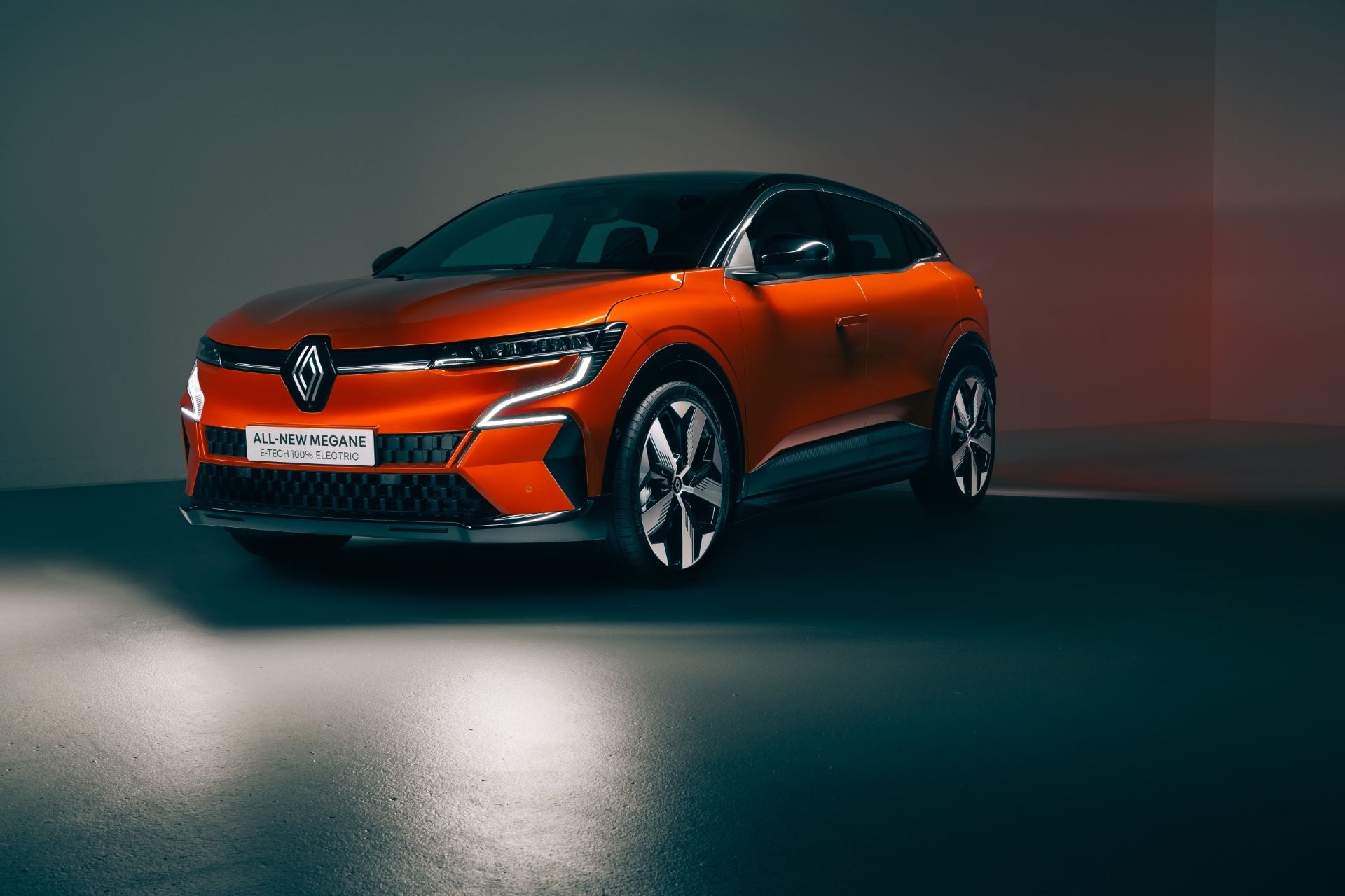 Download 2022 Renault Megane E-Tech - Front Three-Quarter HD Wallpaper 1920x1280 #76