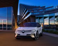 2022 Renault Megane E-Tech - Front Wallpaper 190x150