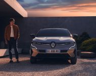 2022 Renault Megane E-Tech - Front Wallpaper 190x150
