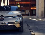 2022 Renault Megane E-Tech - Front Wallpaper 190x150