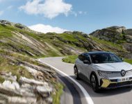 2022 Renault Megane E-Tech - Front Wallpaper 190x150