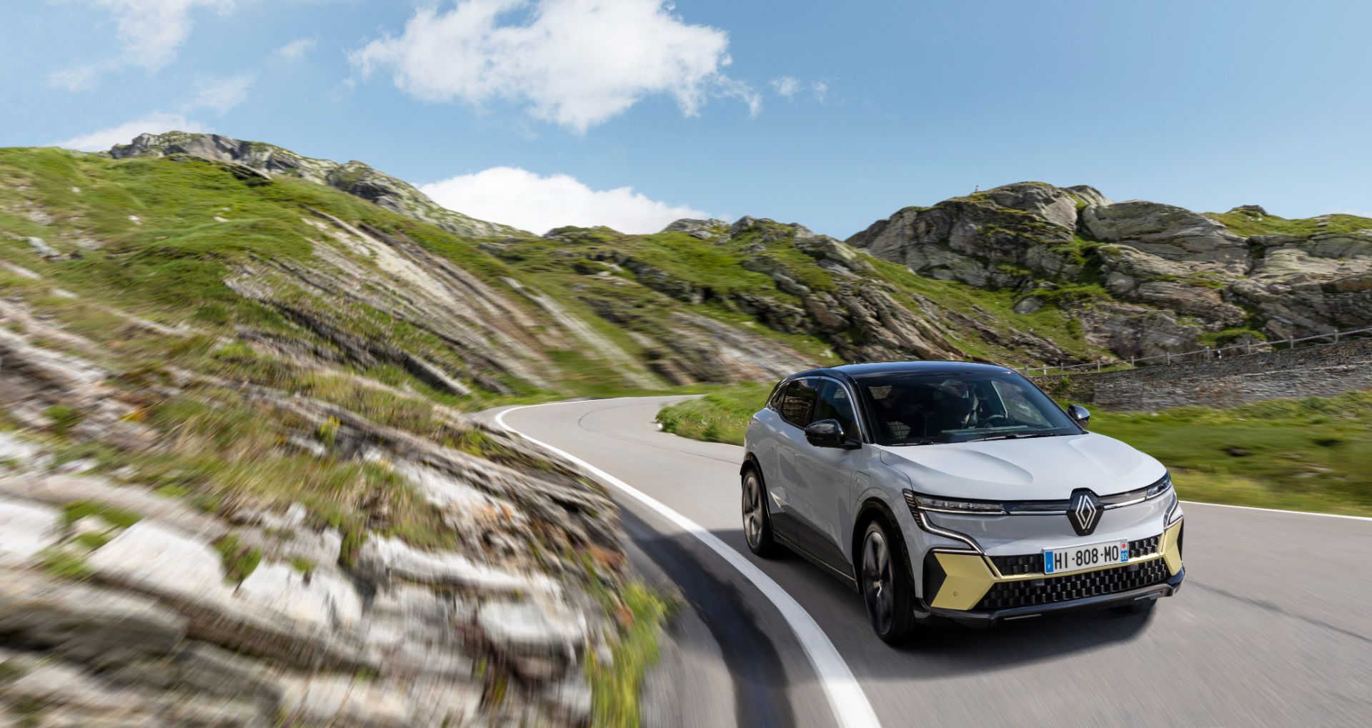 Download 2022 Renault Megane E-Tech - Front HD Wallpaper 1920x1019 #4
