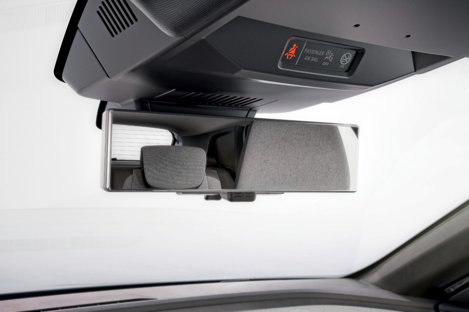 Download 2022 Renault Megane E-Tech - Rear View Mirror HD Wallpaper 1920x1280 #97