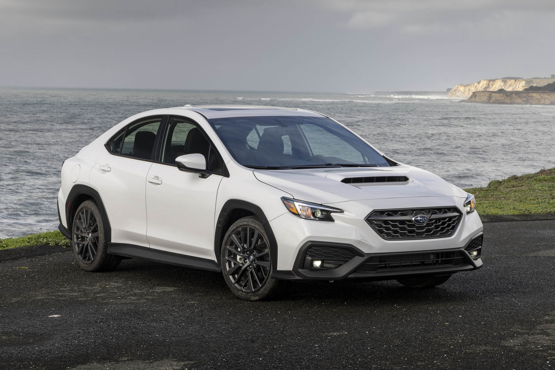 Download 2022 Subaru WRX - Front Three-Quarter HD Wallpaper 1921x1281 #78