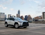 2022 Toyota Corolla Cross L - Front Three-Quarter Wallpaper 190x150