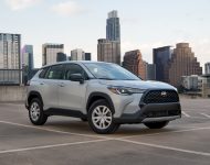 2022 Toyota Corolla Cross L - Front Three-Quarter Wallpaper 190x150