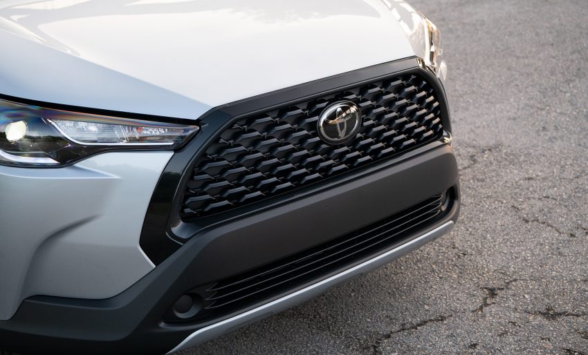 2022 Toyota Corolla Cross L - Grille Wallpaper 850x514 #18