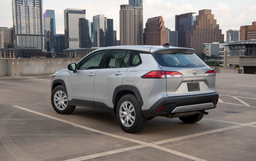 2022 Toyota Corolla Cross L - Rear Three-Quarter Wallpaper 850x535 #11