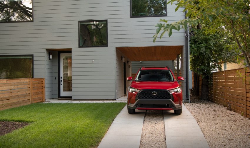 2022 Toyota Corolla Cross LE - Front Wallpaper 850x505 #28