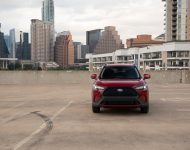 2022 Toyota Corolla Cross LE - Front Wallpaper 190x150