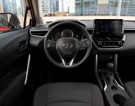 2022 Toyota Corolla Cross LE - Interior, Cockpit Wallpaper 190x150