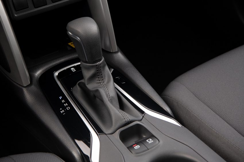 2022 Toyota Corolla Cross LE - Interior, Detail Wallpaper 850x567 #53