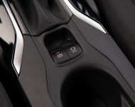 2022 Toyota Corolla Cross LE - Interior, Detail Wallpaper 190x150