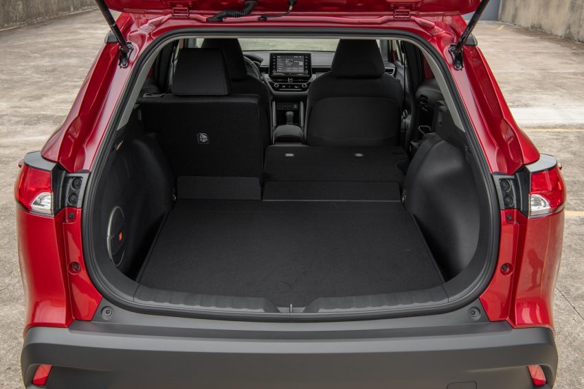 2022 Toyota Corolla Cross LE - Trunk Wallpaper 850x567 #66
