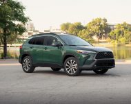 2022 Toyota Corolla Cross XLE - Front Three-Quarter Wallpaper 190x150