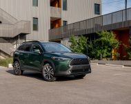 2022 Toyota Corolla Cross XLE - Front Three-Quarter Wallpaper 190x150