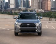 2022 Toyota Corolla Cross XLE - Front Wallpaper 190x150