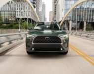 2022 Toyota Corolla Cross XLE - Front Wallpaper 190x150