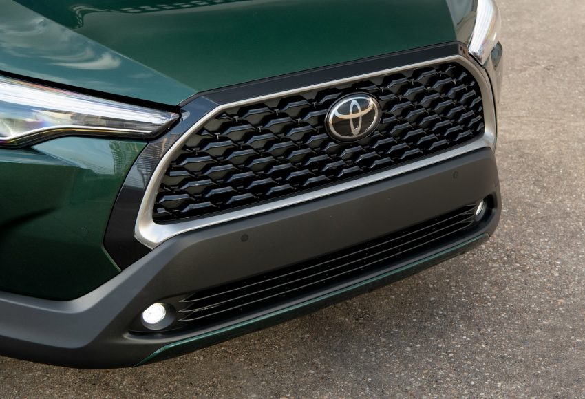 2022 Toyota Corolla Cross XLE - Grille Wallpaper 850x580 #21