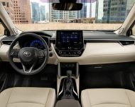 2022 Toyota Corolla Cross XLE - Interior, Cockpit Wallpaper 190x150