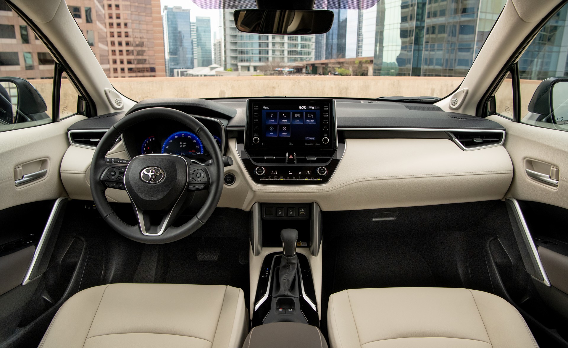 Download 2022 Toyota Corolla Cross XLE - Interior, Cockpit HD Wallpaper 1920x1177 #41