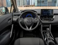 2022 Toyota Corolla Cross XLE - Interior, Cockpit Wallpaper 190x150