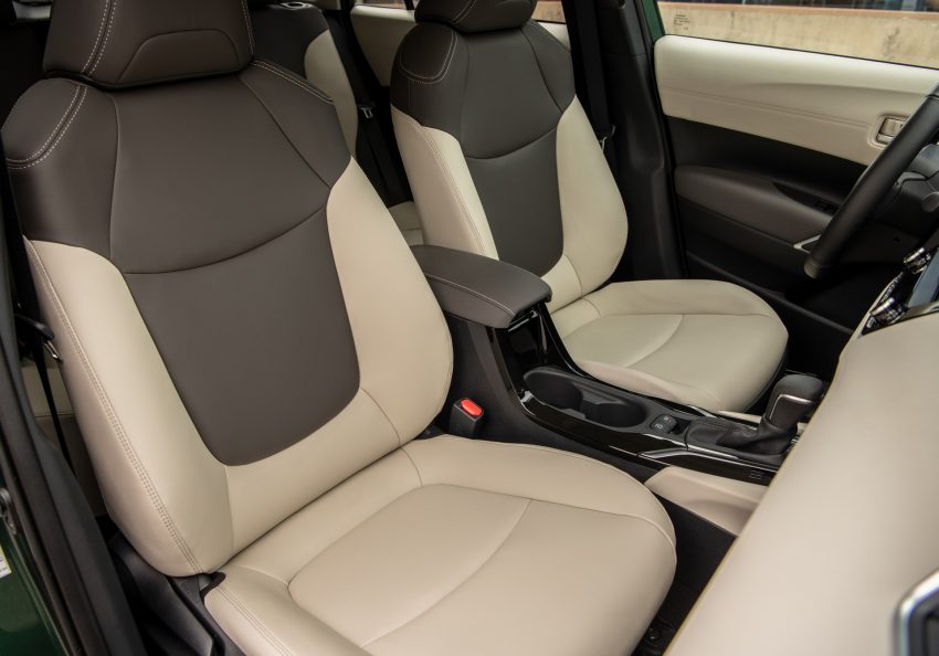 2022 Toyota Corolla Cross XLE - Interior, Front Seats Wallpaper 850x594 #49