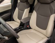 2022 Toyota Corolla Cross XLE - Interior, Front Seats Wallpaper 190x150