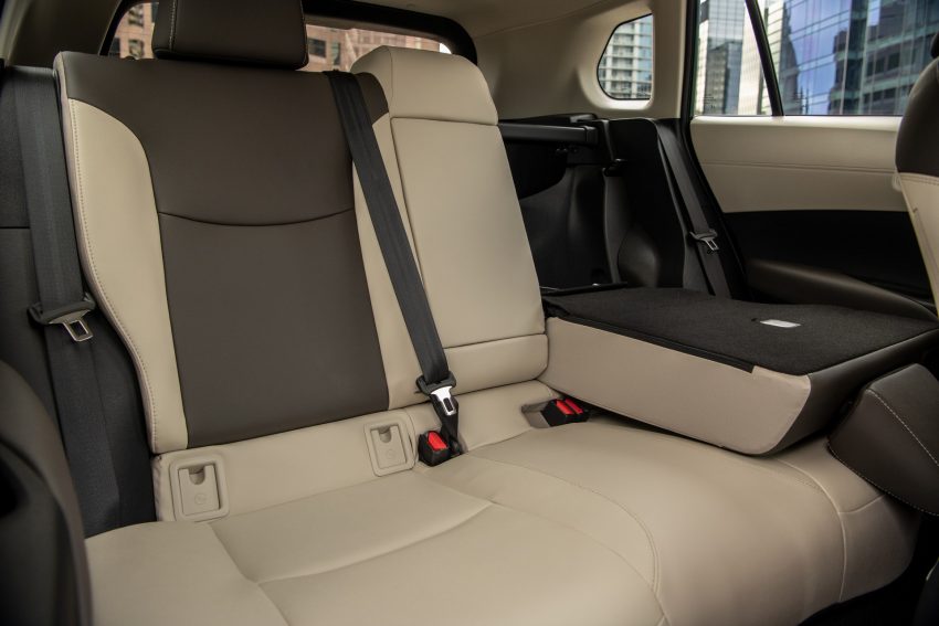 2022 Toyota Corolla Cross XLE - Interior, Rear Seats Wallpaper 850x567 #53