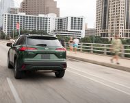 2022 Toyota Corolla Cross XLE - Rear Wallpaper 190x150