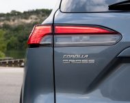 2022 Toyota Corolla Cross XLE - Tail Light Wallpaper 190x150