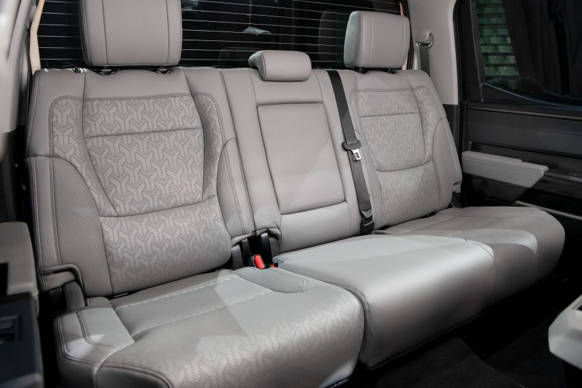 2022 Toyota Tundra Limited - Interior, Rear Seats Wallpaper 850x567 #83
