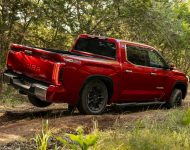 2022 Toyota Tundra Limited - Off-Road Wallpaper 190x150