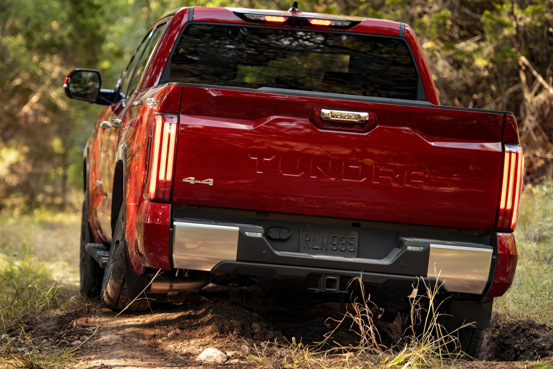 Download 2022 Toyota Tundra Limited - Off-Road HD Wallpaper 1921x1281 #27