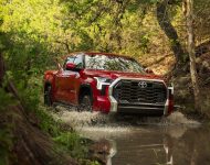 2022 Toyota Tundra Limited - Off-Road Wallpaper 190x150