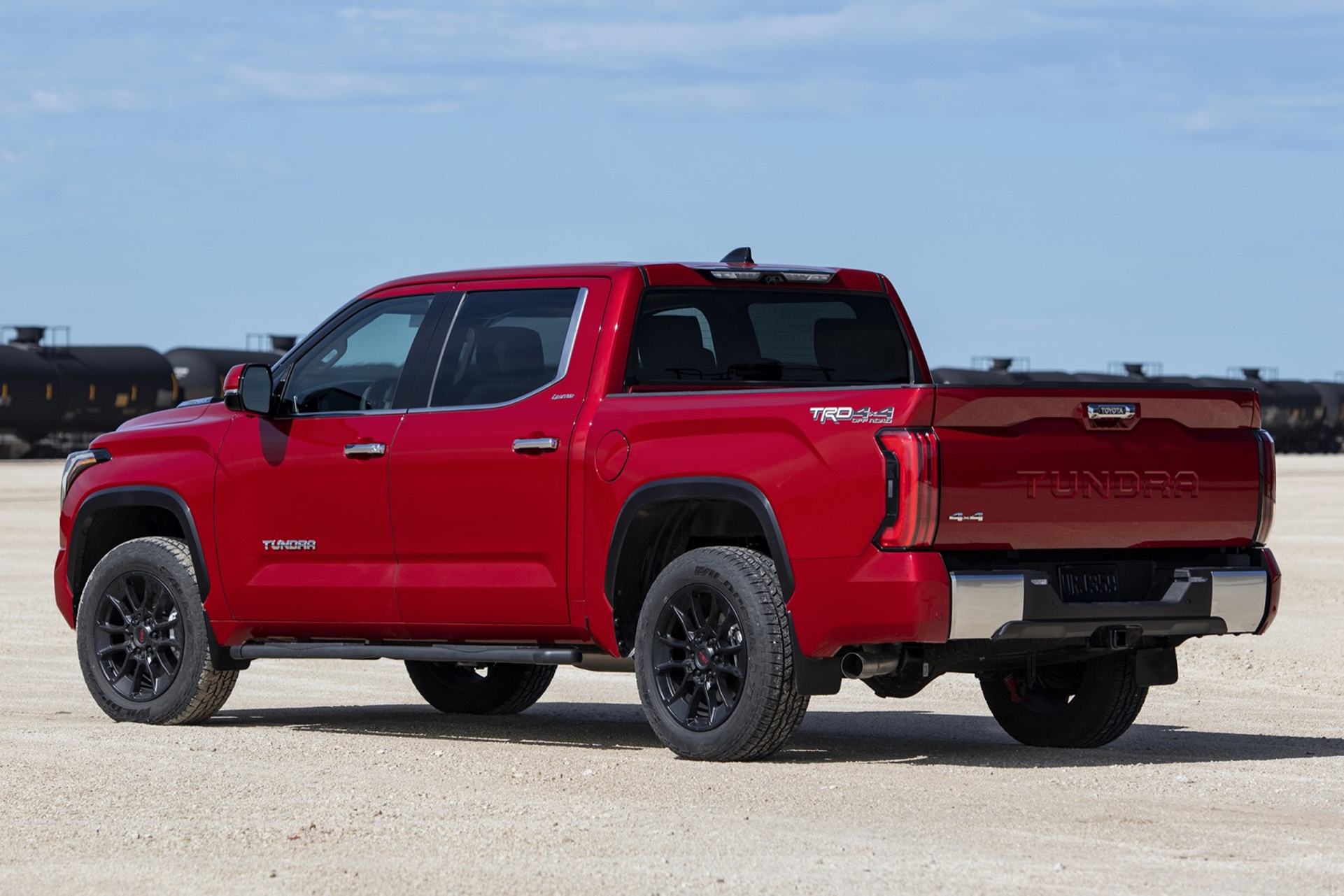 Download 2022 Toyota Tundra Limited - Rear Three-Quarter HD Wallpaper 1921x1281 #33