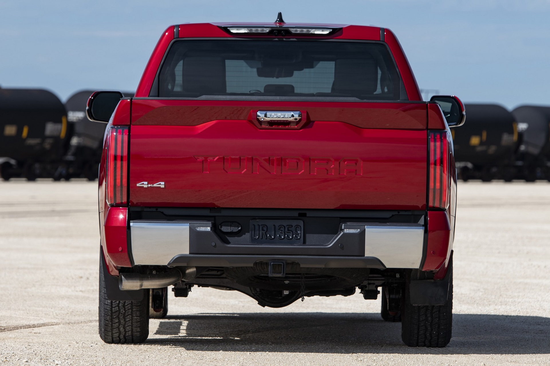 Download 2022 Toyota Tundra Limited - Rear HD Wallpaper 1921x1281 #35