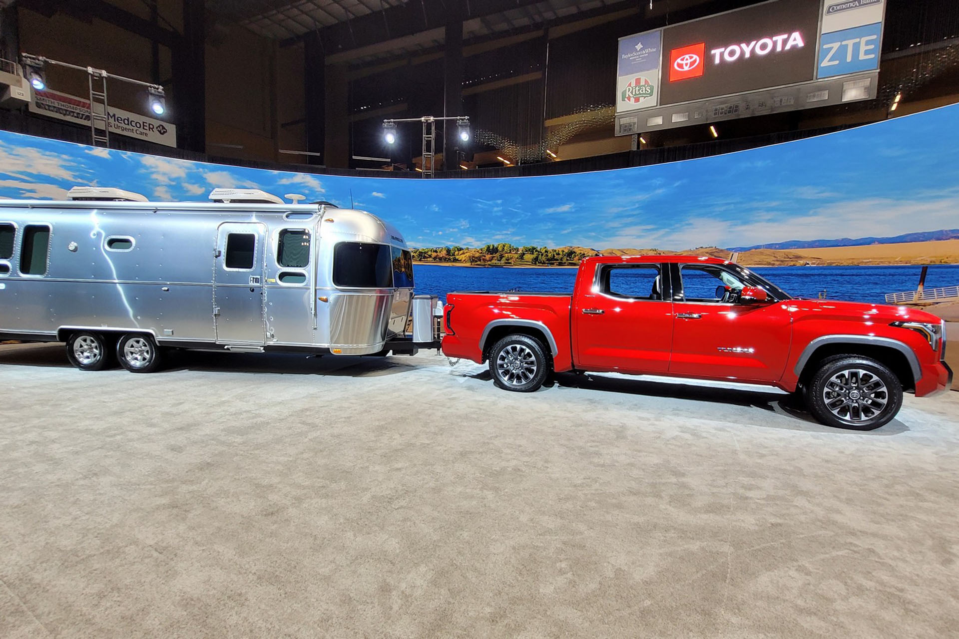 Download 2022 Toyota Tundra Limited - Side HD Wallpaper 1920x1280 #61