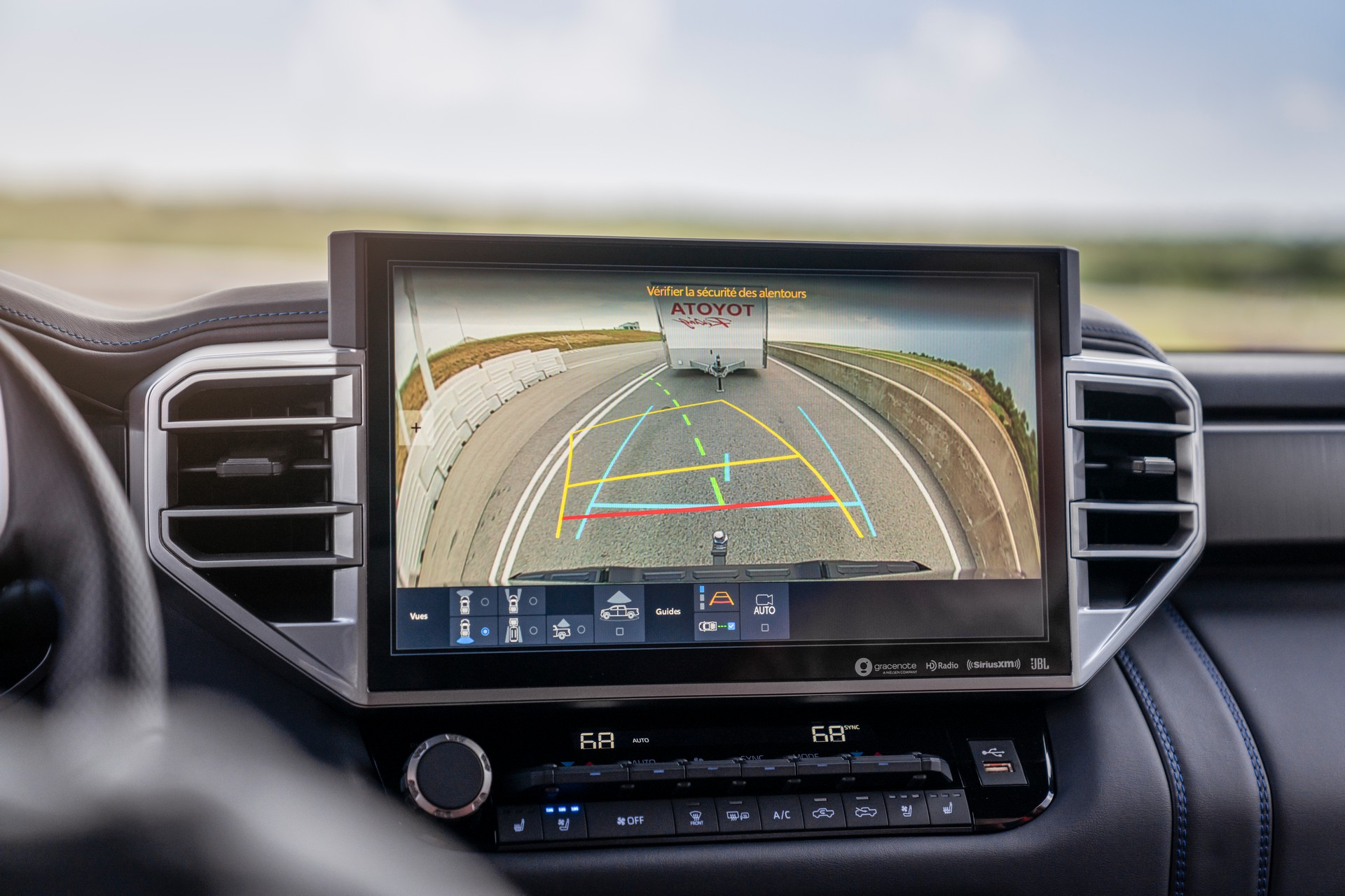 Download 2022 Toyota Tundra Platinum - Central Console HD Wallpaper 1920x1280 #12