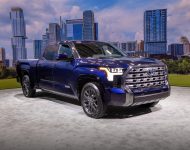 2022 Toyota Tundra Platinum - Front Three-Quarter Wallpaper 190x150