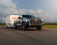 2022 Toyota Tundra Platinum - Front Three-Quarter Wallpaper 190x150